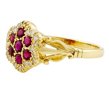 18ct gold Vintage Ruby / Diamond Cluster Ring size O